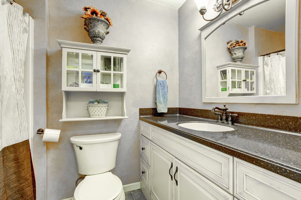 Tips to Make Your Bathroom Look Larger