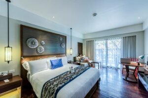 Learn the Art of Bed Styling and How to Dress Your Bed