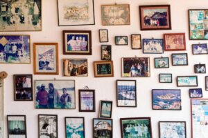 Types of Photo Frames: A Resource for Decoration