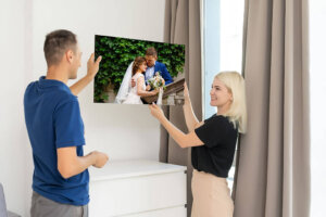 Decorate Your Home with Personalized Photo Canvases