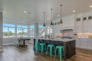 Vinyl Flooring in the Kitchen: Advantages and Disadvantages