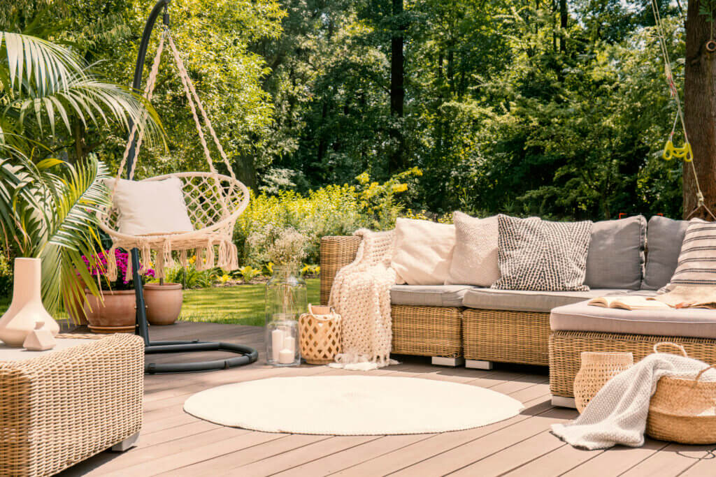Shopping to Enjoy Your Home Outdoors