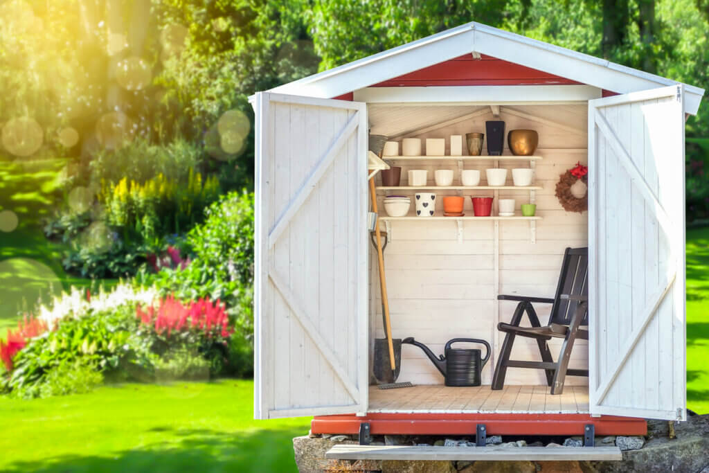 How to Achieve a Clutter-Free Garden Shed